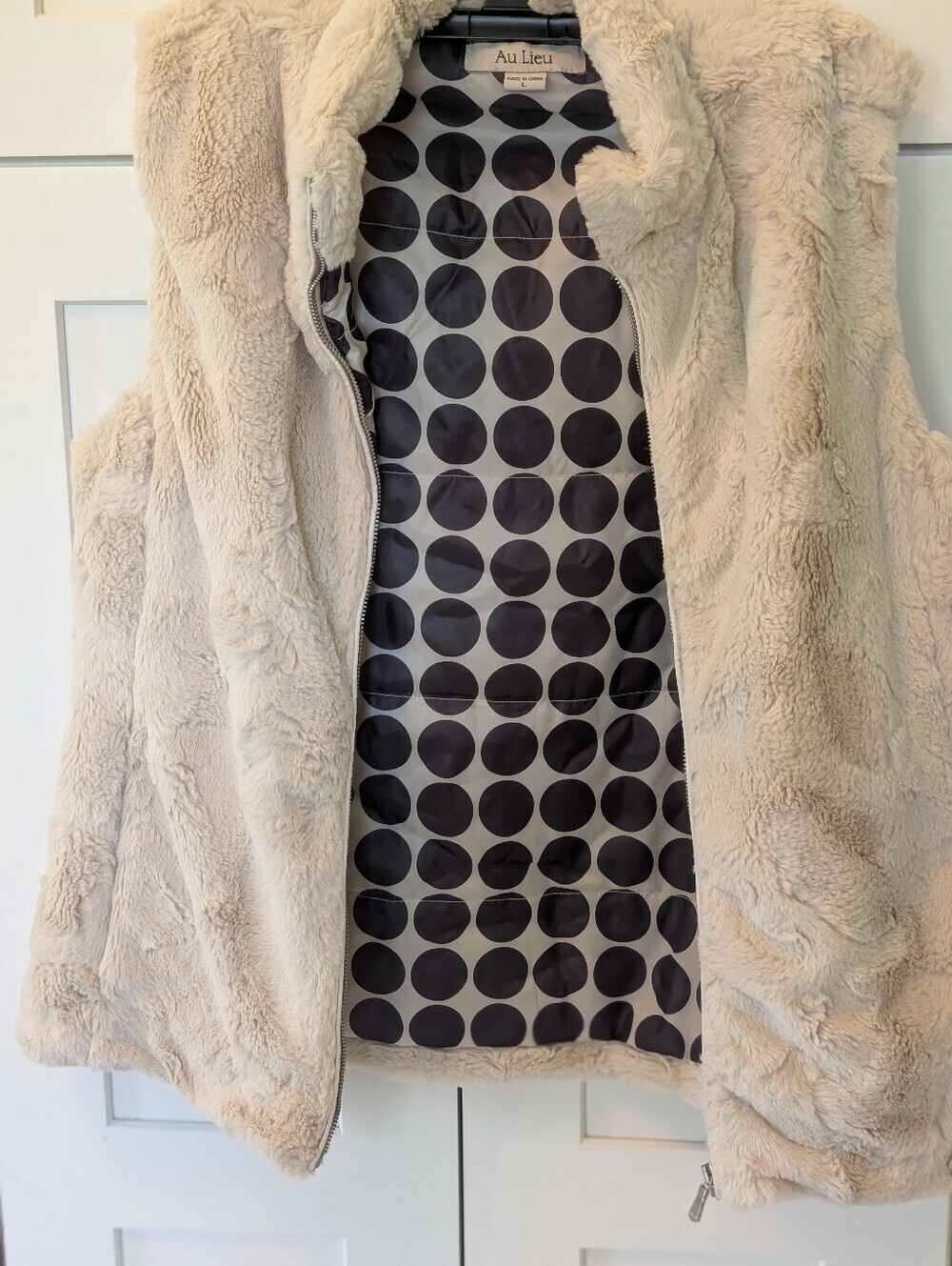 Au Lieu Women's Cream Faux Fur Vest - Soft Zip Front, Sz Lg